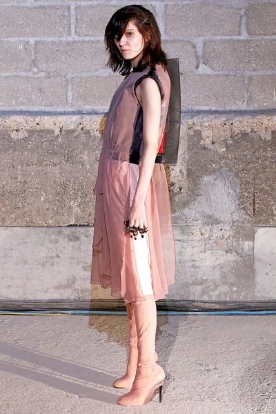 Look 23